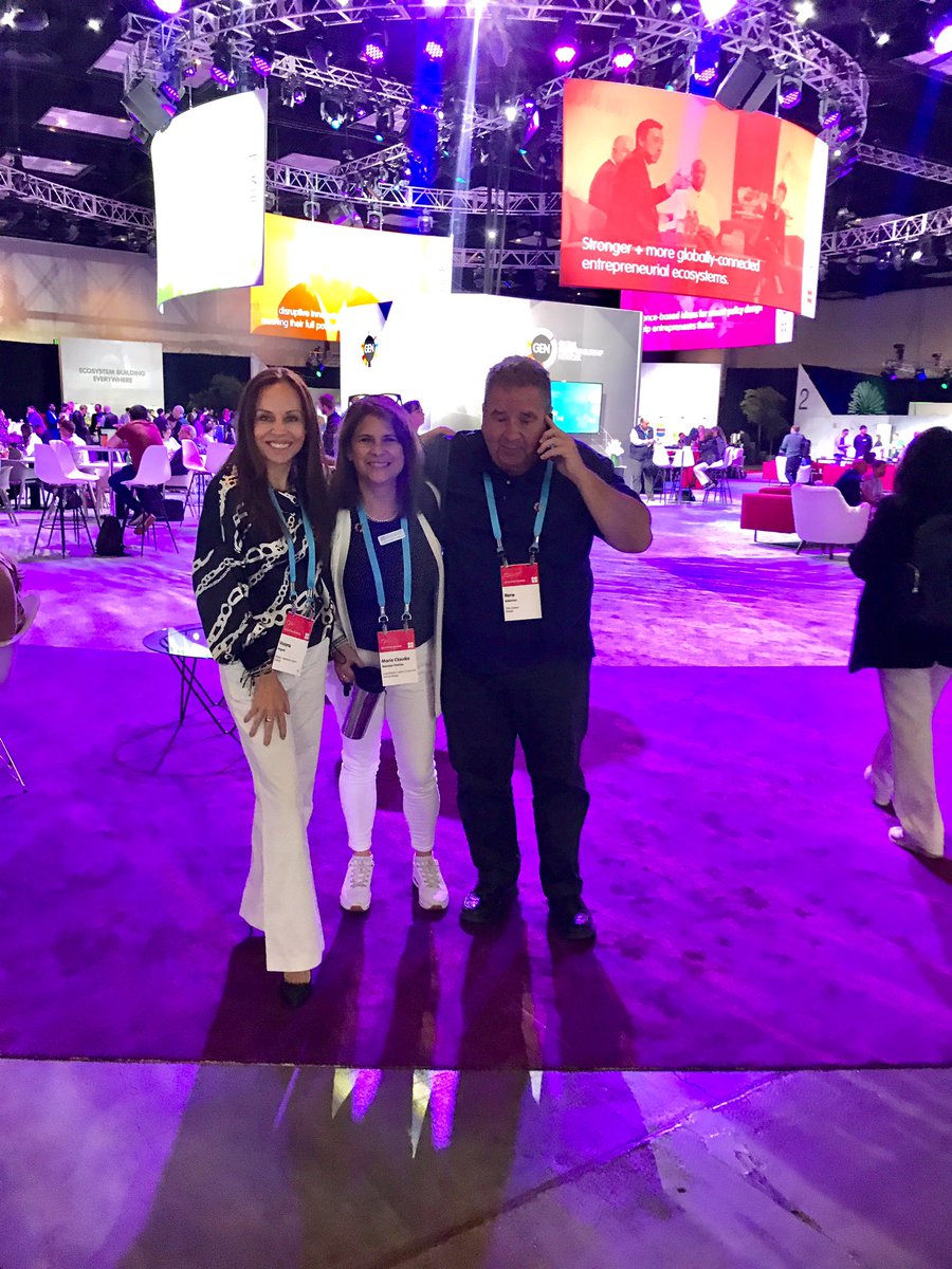 Feliz de encontrar a otros bolivianos haciendo gran trabajo en el area de emprendimiento en Bolivia en el Global Entrepreneurship Congress en Indianápolis. #GEC2025 #GECIndianapolis <a href="/renesalomon/">René Salomón</a> <a href="/viviangulo/">viviana angulo</a>