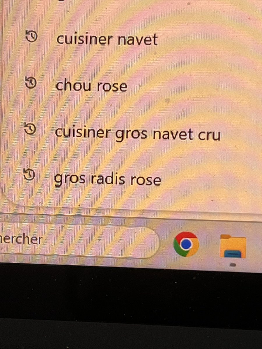 pioucesBCN's tweet photo. mon historique Google est quelque peu terrifiant ces temps-ci https://t.co/VpFBCqjtC7