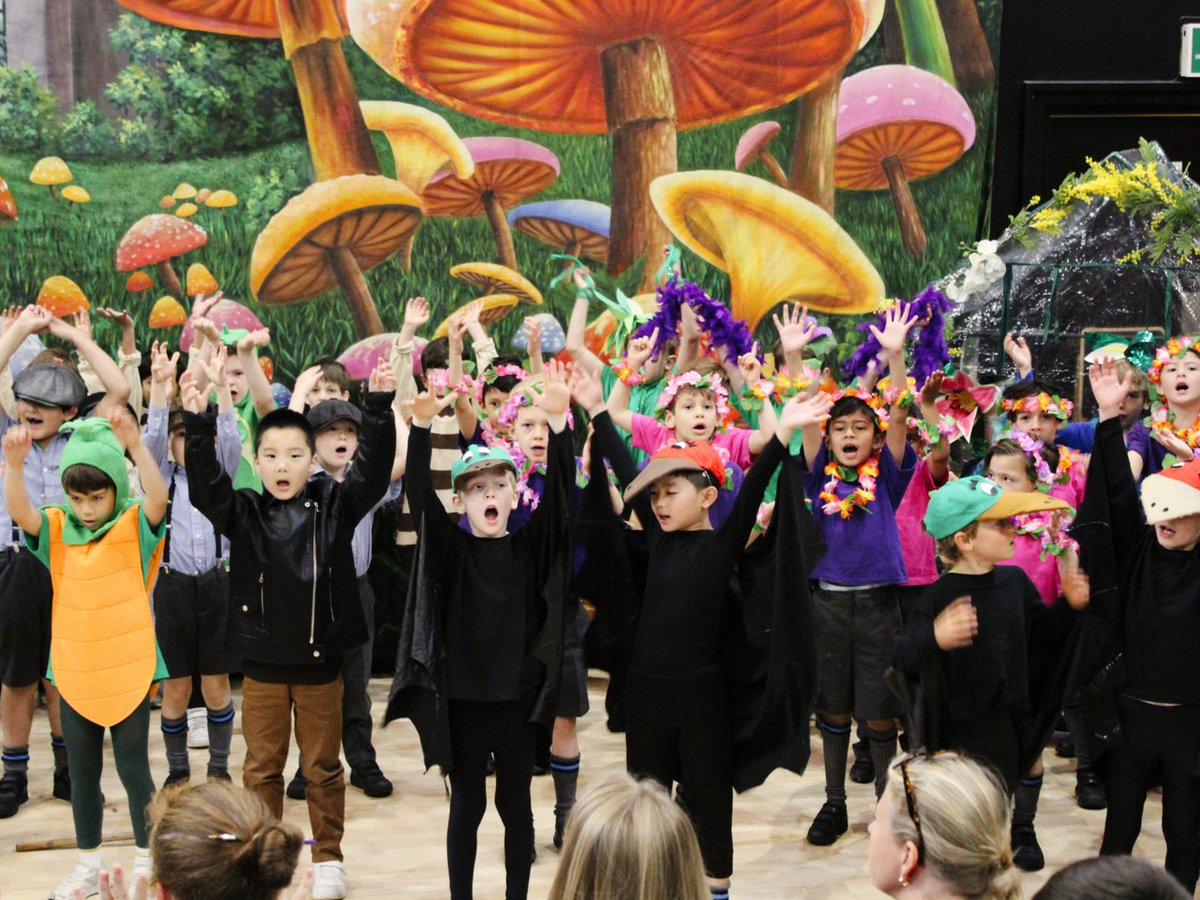 Last half term, Year 2 recently delivered an outstanding performance of ‘Blooming Gorgeous’, a vibrant musical set in an 18th-century city garden. The ‘Tough Potato’ song was a definite hit with the audience. Congratulations to all the boys and staff!

#DulwichPrepSenior #DPS