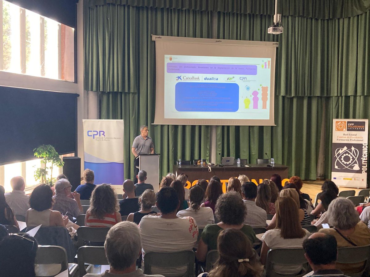 CPR Región de Murcia (@cprregionmurcia) on Twitter photo 📢Tercera Jornada para conocer las 👉 "Novedades en la implantación de la nueva FP ⚙️🛠⚗️🧰👨🍳", en <a href="/CIFPpolitecnico/">CIFPpolitecnicoCARTAGENA</a> de #Cartagena
Inauguradas por Ana Gómez, jefa de servicio de <a href="/FProfesionalRM/">Formación Profesional RM</a> , y con Ricard Guillén de <a href="/FundlaCaixa/">Fundación ”la Caixa”</a>
<a href="/CABK_Dualiza/">CaixaBank Dualiza</a> <a href="/Educarm/">Educarm</a> 📢Tercera Jornada para conocer las 👉 "Novedades en la implantación de la nueva FP ⚙️🛠⚗️🧰👨🍳", en <a href="/CIFPpolitecnico/">CIFPpolitecnicoCARTAGENA</a> de #Cartagena
Inauguradas por Ana Gómez, jefa de servicio de <a href="/FProfesionalRM/">Formación Profesional RM</a> , y con Ricard Guillén de <a href="/FundlaCaixa/">Fundación ”la Caixa”</a>
<a href="/CABK_Dualiza/">CaixaBank Dualiza</a> <a href="/Educarm/">Educarm</a>