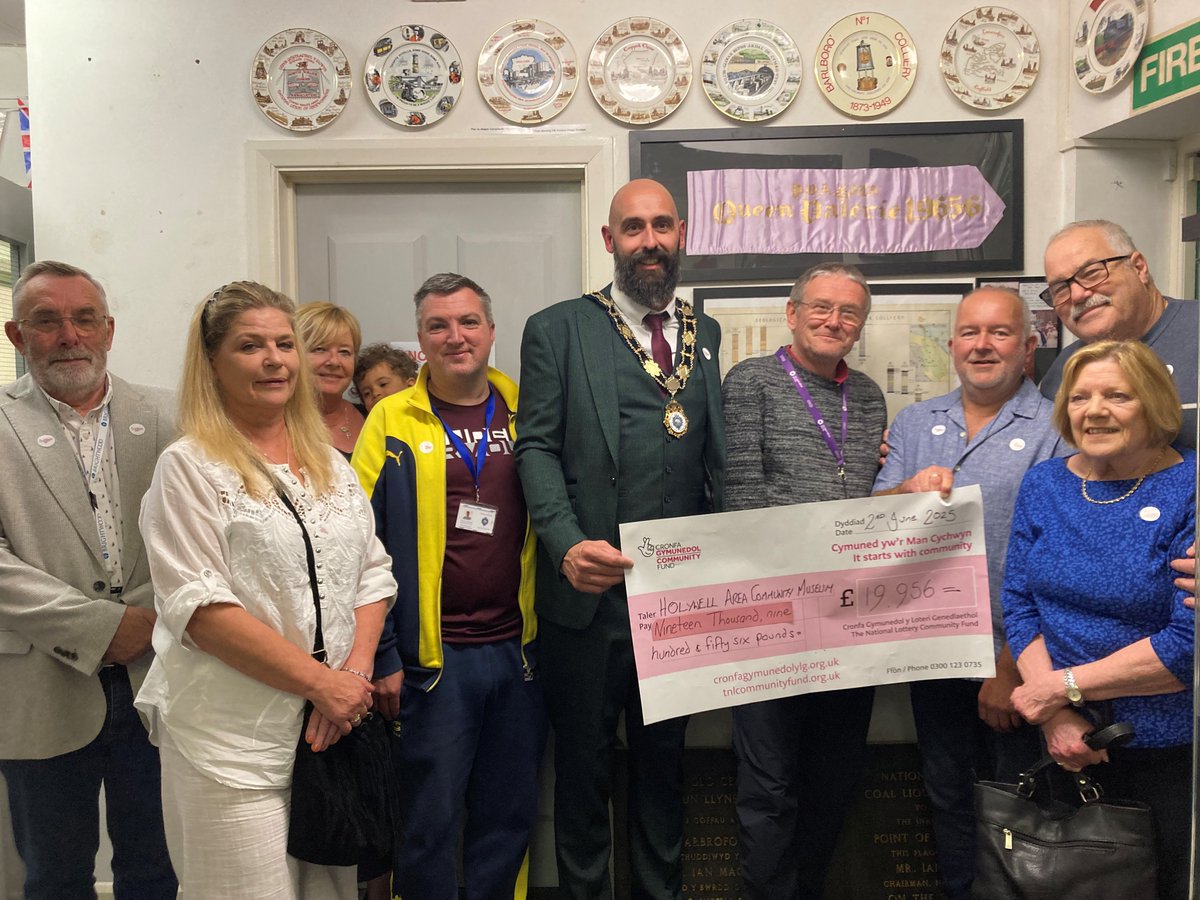 Holywell Area Community Museum has been awarded £19,956 from the National Lottery to develop a community initiative called "Your Place" . "Your Place" will run for the next 2 years to secure and build on  community work with local residents who are looking for support.