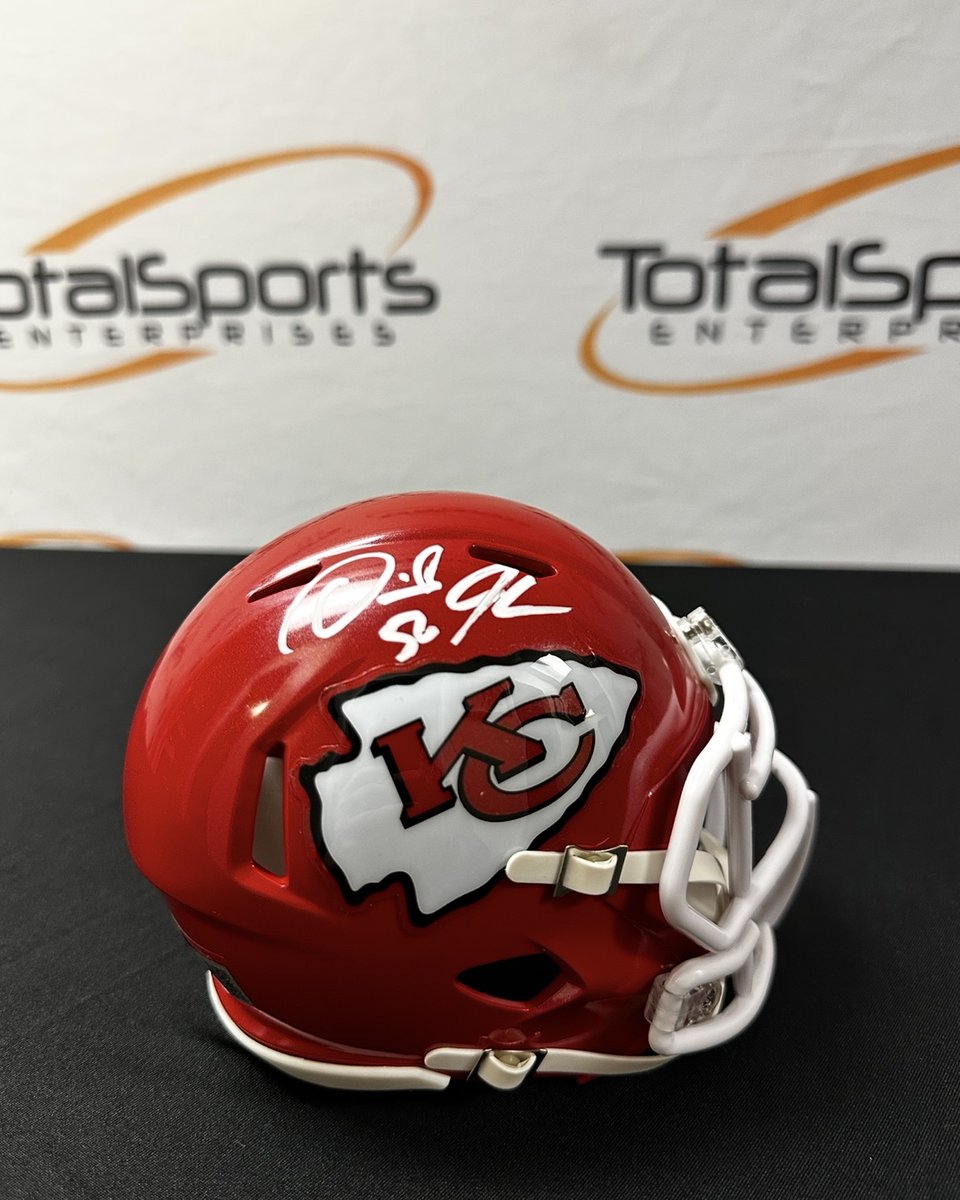 DEAL OF THE DAY!

Derrick Johnson Autographed Speed Mini Helmets: $56!

Use discount code "DJ56" at checkout!

TODAY ONLY!

⬇️⬇️⬇️

tsekansascity.com/products/derri…