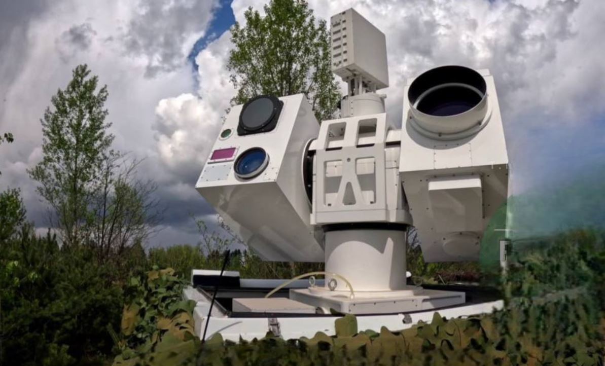 DefenseMirror's tweet photo. Russian Forces Receive Chinese Laser-powered Air Defense System::
https://t.co/wLJv7uqOrE
#RussiaChina #SilentHunter #LaserDefense #UkraineWar #DroneWarfare #MilitaryTech #UAVDefense #Zelenskyy #DefenseNews #MilitaryUpdates https://t.co/lEtEtGITT1