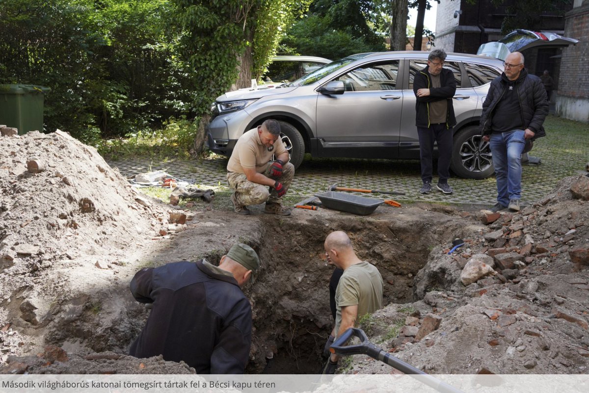 ArchivesPortalEurope (@archivesportal) on Twitter photo An incredible story from the Magyar Nemzeti Levéltár: while gathering archival documents for an exhibition on WW2 with <a href="/BundesarchivD/">Das Bundesarchiv</a>, the staff in Budapest realised that a mass grave from a notorious battle was in the courtyard ! archivesportaleurope.net/blog/%E2%80%8B… An incredible story from the Magyar Nemzeti Levéltár: while gathering archival documents for an exhibition on WW2 with <a href="/BundesarchivD/">Das Bundesarchiv</a>, the staff in Budapest realised that a mass grave from a notorious battle was in the courtyard ! archivesportaleurope.net/blog/%E2%80%8B…