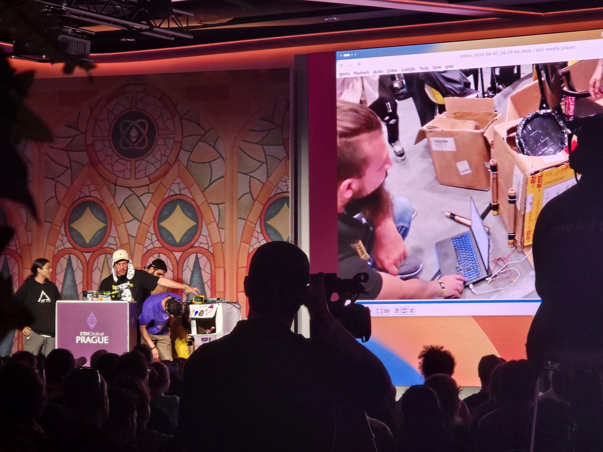 Make.DIY tweet media