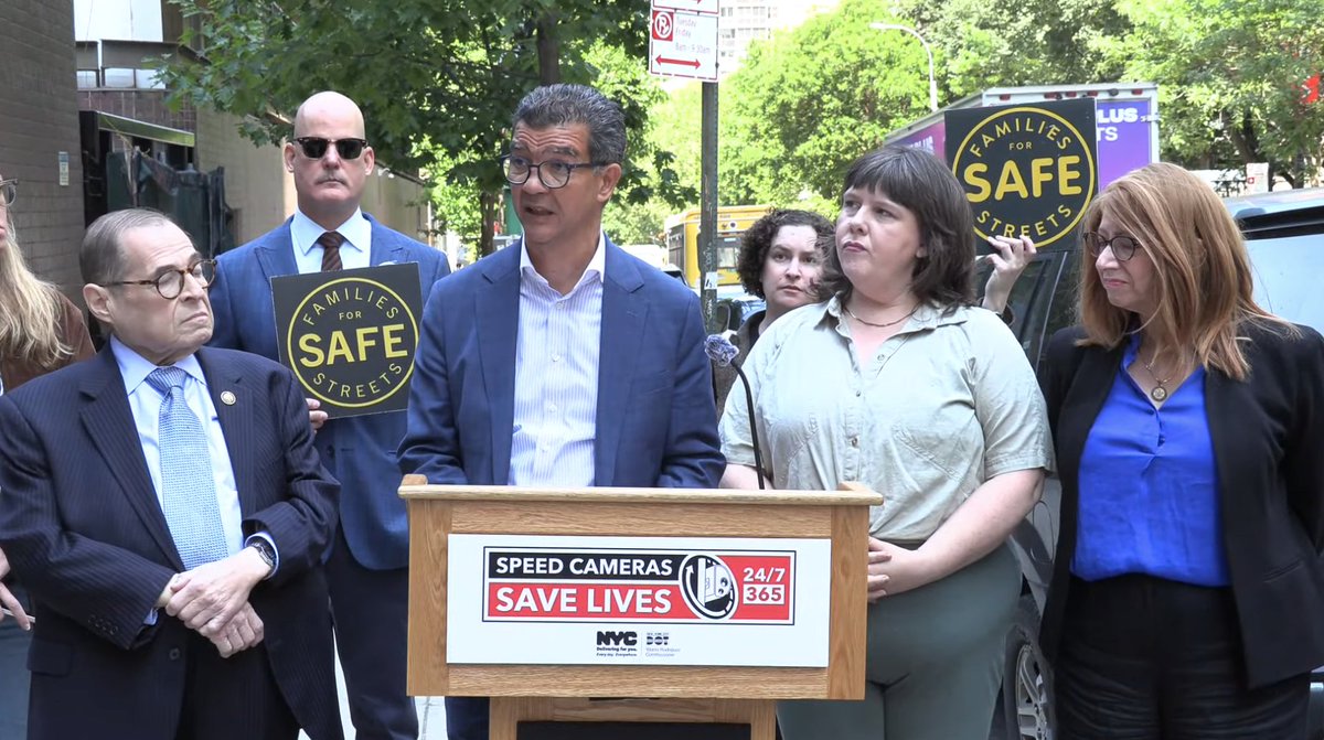 StreetsblogNYC's tweet image. Reminder: "Speeding drivers" are the cause of the chaos on our streets, says @NYC_DOT commissioner Ydanis Rodriguez. It is worth repeating.