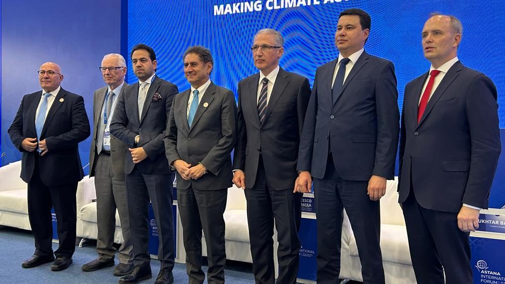 IRENA (@irena) on Twitter photo #ICYMI: At #AIF2025, DG <a href="/flacamera/">Francesco La Camera</a> described the shift to renewables as unstoppable but too slow to meet climate goals.
He pointed to key barriers needing urgent action across infrastructure, market & legal frameworks, and workforce skills.
For more 👉 bit.ly/4kkKLP0. #ICYMI: At #AIF2025, DG <a href="/flacamera/">Francesco La Camera</a> described the shift to renewables as unstoppable but too slow to meet climate goals.
He pointed to key barriers needing urgent action across infrastructure, market & legal frameworks, and workforce skills.
For more 👉 bit.ly/4kkKLP0.