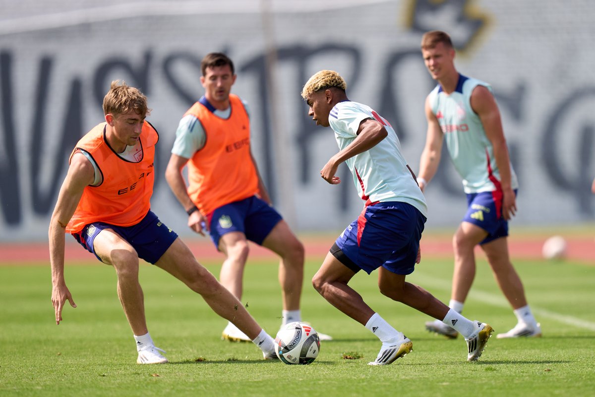 Estos dos nos van a dar 𝗠𝗨𝗖𝗛𝗢 𝗝𝗨𝗘𝗚𝗢 estos días.

#VamosEspaña | #NationsLeague