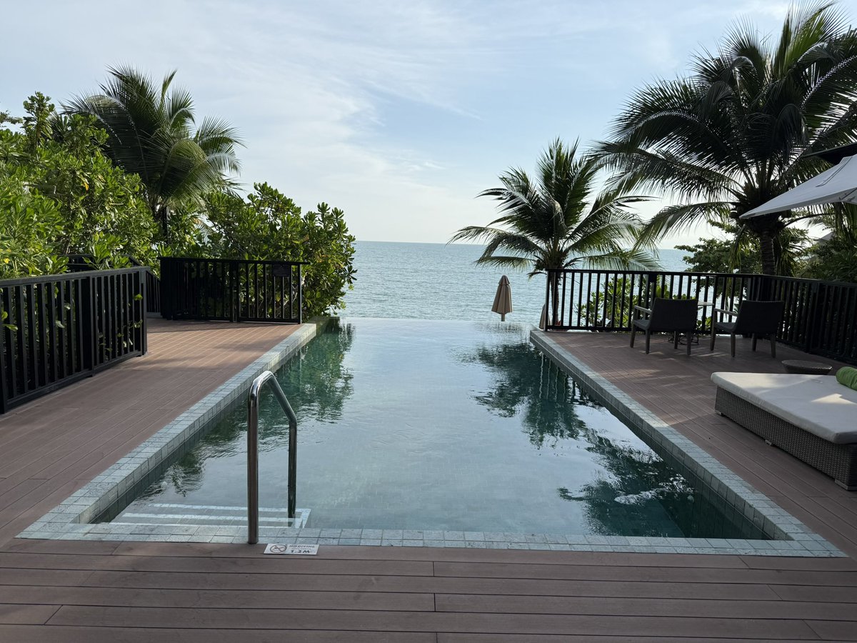 #Binance 不在屏幕上，而在你身边。
活动太赞了，分分钟都是大片！<a href="/heyibinance/">Yi He</a> <a href="/_RichardTeng/">Richard Teng</a> <a href="/binance/">Binance</a>