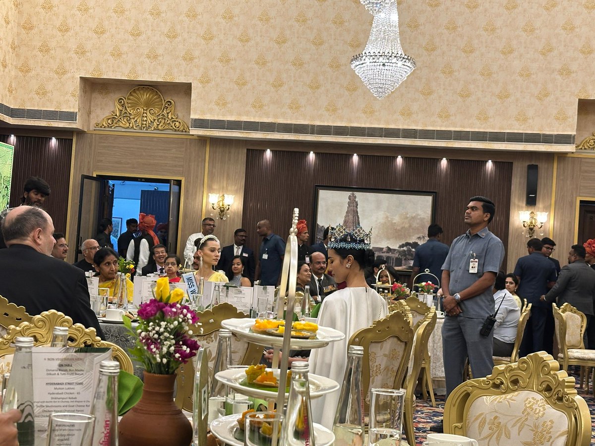 SwatiLakra_IPS's tweet image. At Rajbhawan during the felicitation function of Miss World, Ms Suchata Chuangsri (Thailand) and other winners 👸👸👸
#MissWorldThailand2025 #MissWorld2025 #MissWorldThailand
