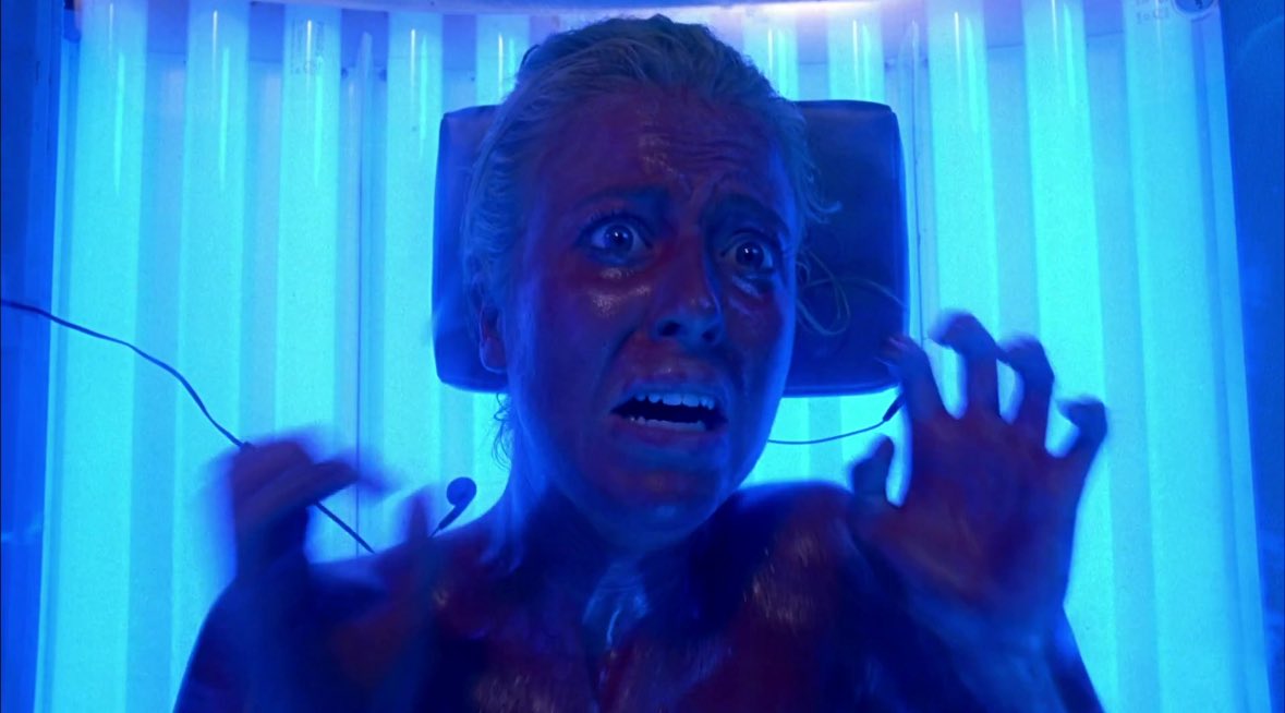 Final_Updatess's tweet photo. Which Death is More Painful?
Tanning Beds (FD3) OR Pool Suction (TFD) https://t.co/Q31GuJ8J1n