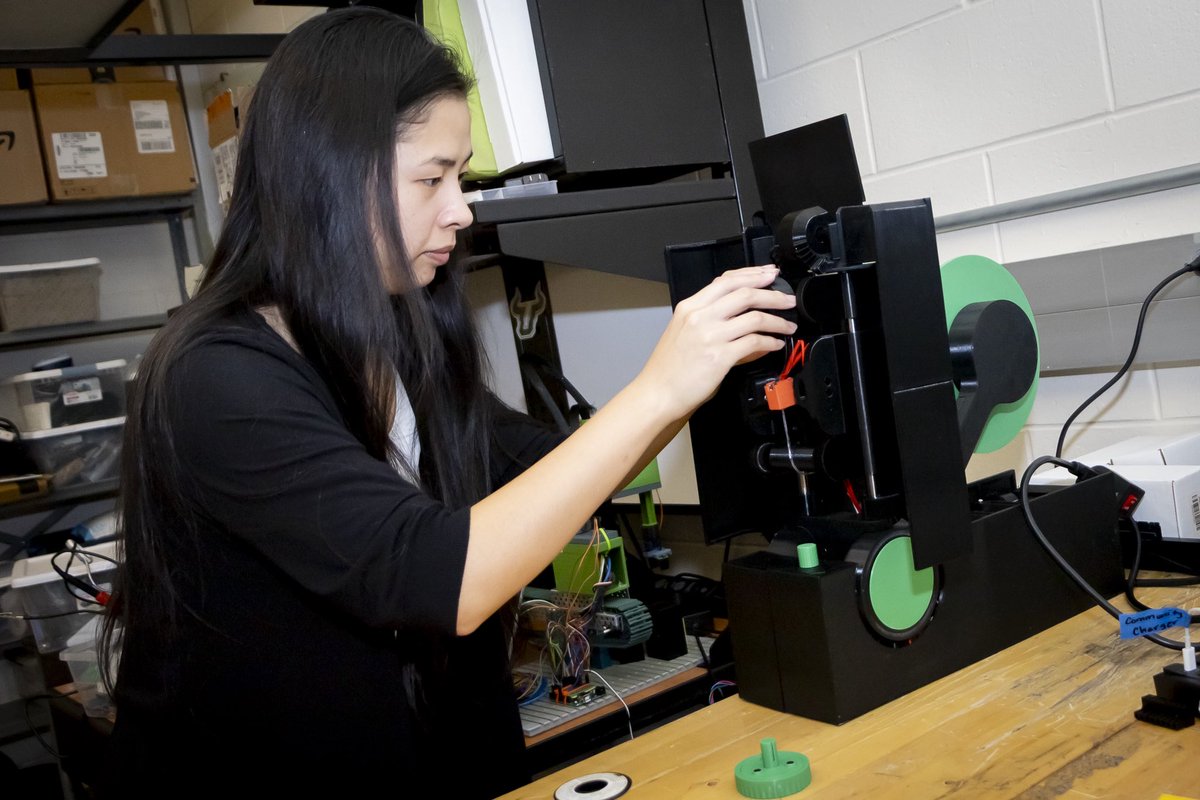 EngineeringUSF's tweet image. ♻️ From plastic bottle to printer-ready filament.
USF student Brinley Jordan is turning waste into engineering innovation in Dr. Diaz-Elsayed’s lab.
🌱 Sustainable design, real-world impact.

#USFEngineering #3DPrinting #Sustainability #CircularEconomy #WomenInSTEM