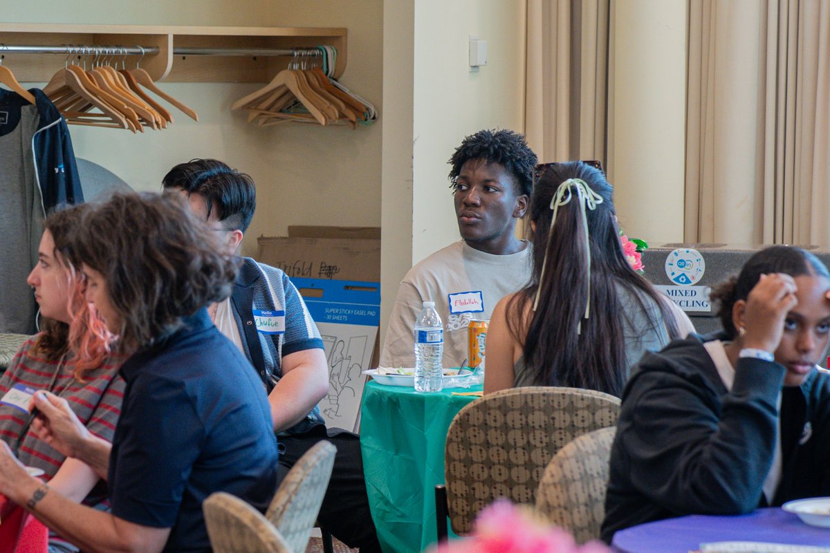 IgniteMN's tweet image. Inspired by the powerful youth voices at the YEB Anthology Release Event! Proud to partner with StoryArkMN in uplifting youth leadership and creativity.

#YouthVoice #YouthLeadership #StorytellingMatters