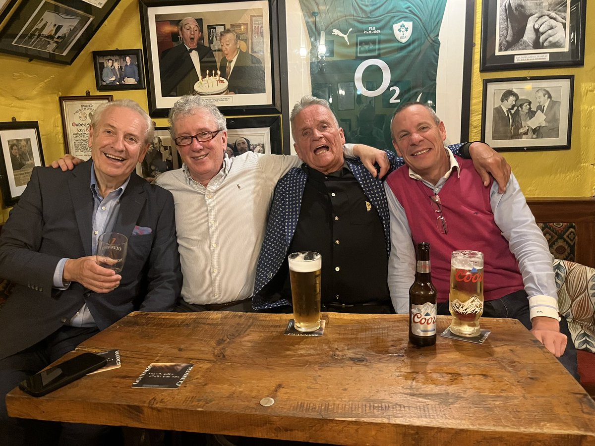 patcashhealy's tweet photo. Old friends are best X https://t.co/BIEof8ET5m