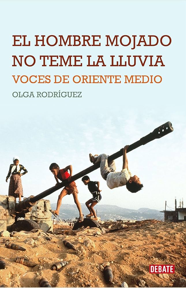 Este año mi alumnado de 1°Bach se ha acercado a los conflictos en Oriente Medio a través de #ElHombreMojadoNoTemeLaLluvia, de <a href="/olgarodriguezfr/">Olga Rodríguez Francisco ✍️</a>. Hoy en clase tocaba reflexión en común sobre el capítulo del Dr. Omar. Creo que les  ha marcado. Lectura 100% recomendable.