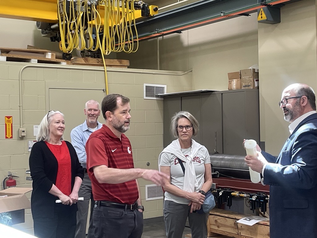 Last Fri., President Cantwell joined Provost Riley-Tillman and Interim Dean Meehan for a tour on Pullman campus. The tour included a visit to the Institute of Shock Physics and meeting Director Brian Jensen to see some of the transformational work being conducted at WSU. #GoCougs