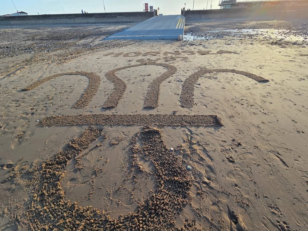 JacobLBirch's tweet photo. It’s the start of Volunteers Week &amp; what better way to spend it than on the beach with a fantastic group of young people.

Volunteering with the Scouts is simply amazing &amp; has taught me so much &amp; I’ve made lasting memories - I’d recommend it 

#VolunteersWeek #SkillsForLife https://t.co/Rm5lGpEdxp