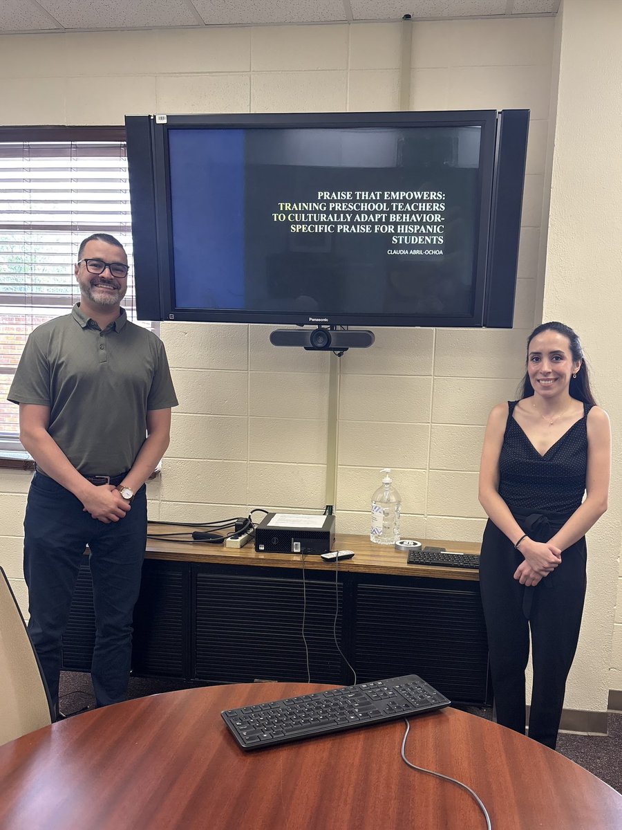 Congratulations to Claudia on the successful defense of her dissertation!! Excellent work!! 🎉🥳📑 #schoolpsych #gradlife #SMTTT