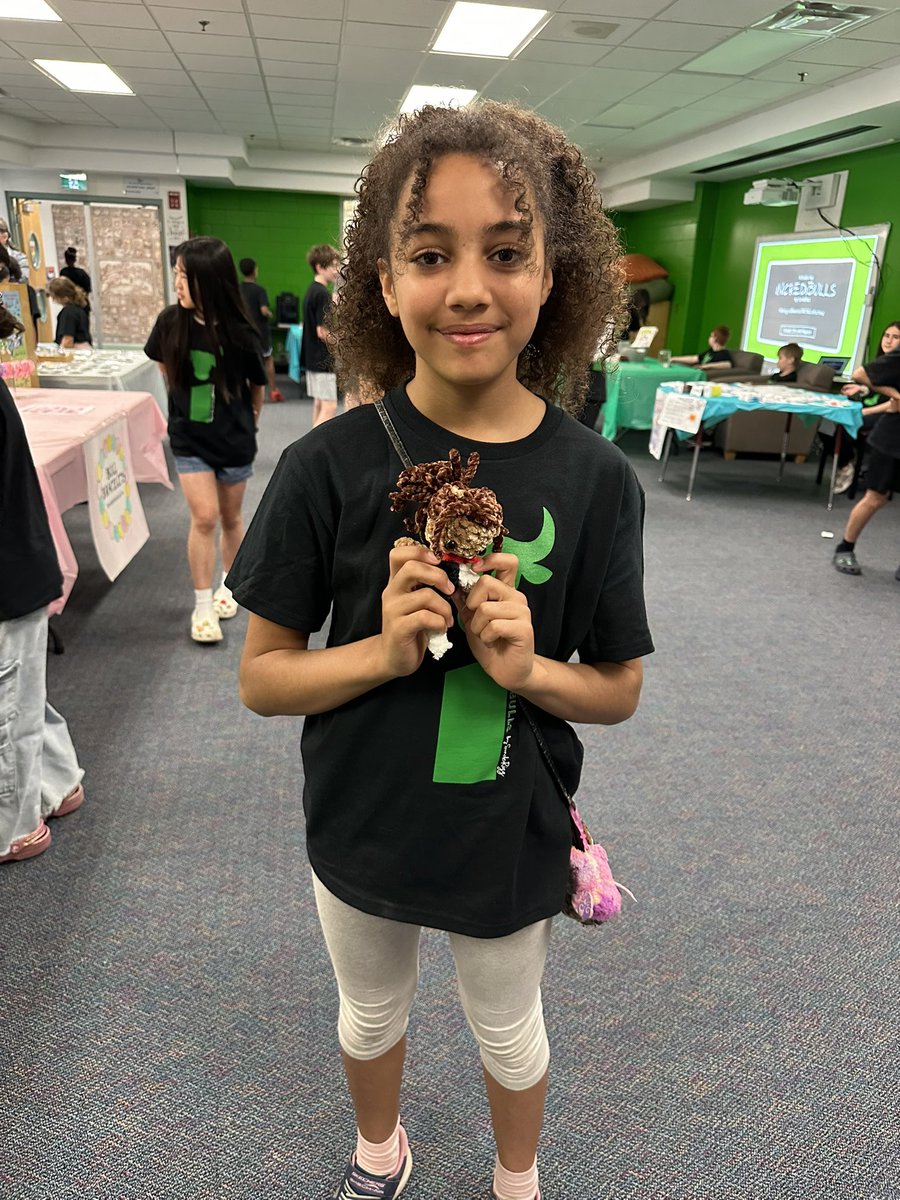 Francesca Rizzo, OCT (@missrizzo1) on Twitter photo 💚IncrediBulls Selling Day 2025💚 #bullbracelets #galaxyslime #erasertat #stickertastic #crochetbuddies
•
<a href="/StLukeNepean/">St. Luke School (Nepean)</a> <a href="/OttCatholicSB/">Ottawa Catholic School Board</a> <a href="/ocsbSEP/">Social Entrepreneurs at the OCSB</a> 💚IncrediBulls Selling Day 2025💚 #bullbracelets #galaxyslime #erasertat #stickertastic #crochetbuddies
•
<a href="/StLukeNepean/">St. Luke School (Nepean)</a> <a href="/OttCatholicSB/">Ottawa Catholic School Board</a> <a href="/ocsbSEP/">Social Entrepreneurs at the OCSB</a>