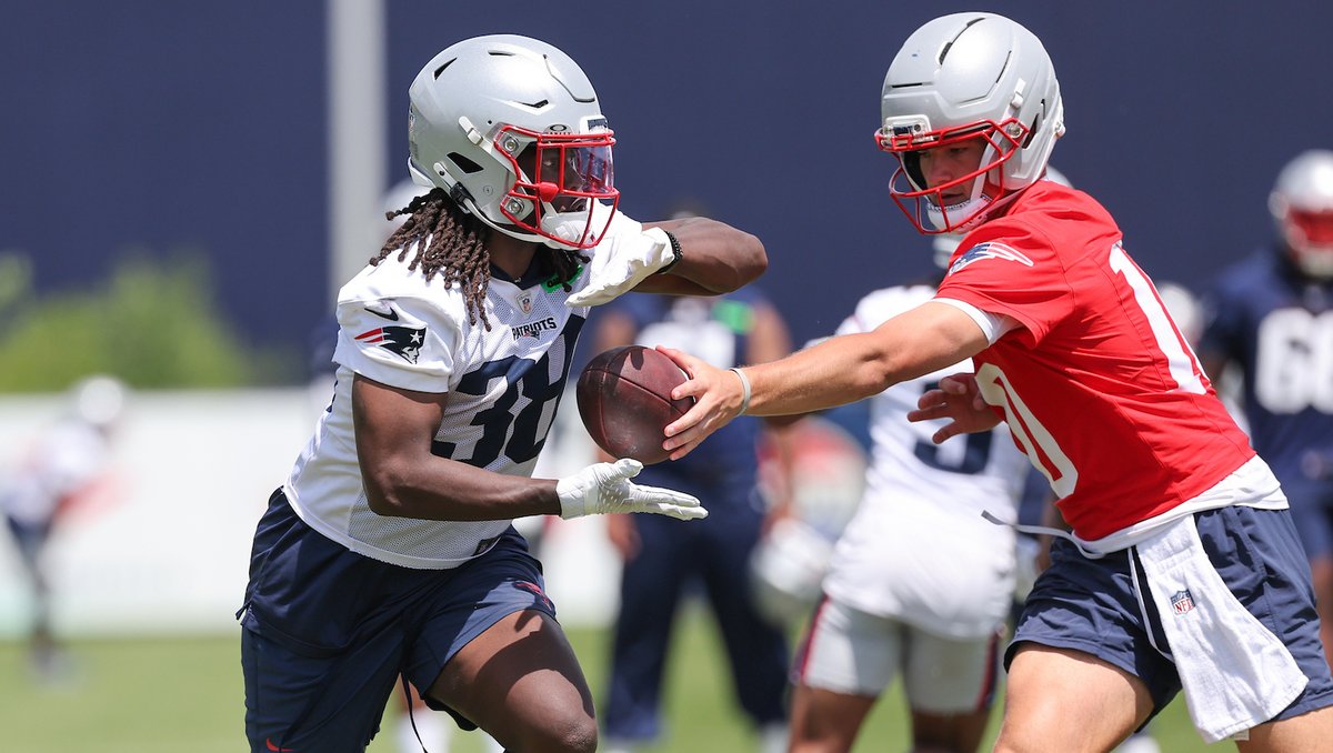 Patriots.com (@patriotsdotcom) on Twitter photo Andrews’ impact lingers, Stevenson is locked in, Farmer and Woodson are learning fast.
Patriots OTA Notebook: patriots.com/news/patriots-… via <a href="/MikeDussault19/">Mike Dussault</a> Andrews’ impact lingers, Stevenson is locked in, Farmer and Woodson are learning fast.
Patriots OTA Notebook: patriots.com/news/patriots-… via <a href="/MikeDussault19/">Mike Dussault</a>