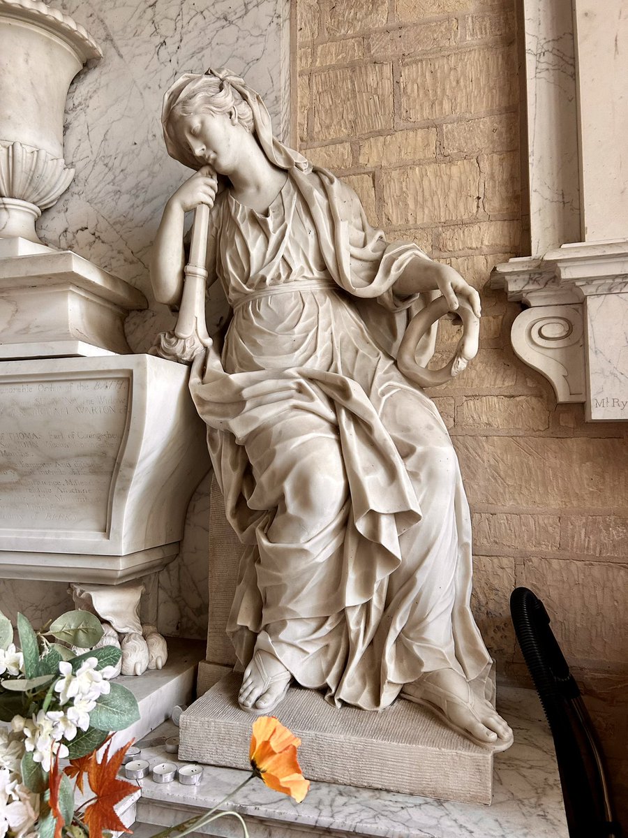 ChrisRoyDenton's tweet photo. A monument to Sir Michael Newton, d.1746, by Scheemakers at St Michael & All Angels Church in Heydour. He was the chief mourner at Isaac Newton’s funeral, who was his third cousin once removed. #ChurchClutter
#MomentoMoriMonday #MonumentsMonday #LincsConnect #ChurchCrawling https://t.co/TDI6buedJ3