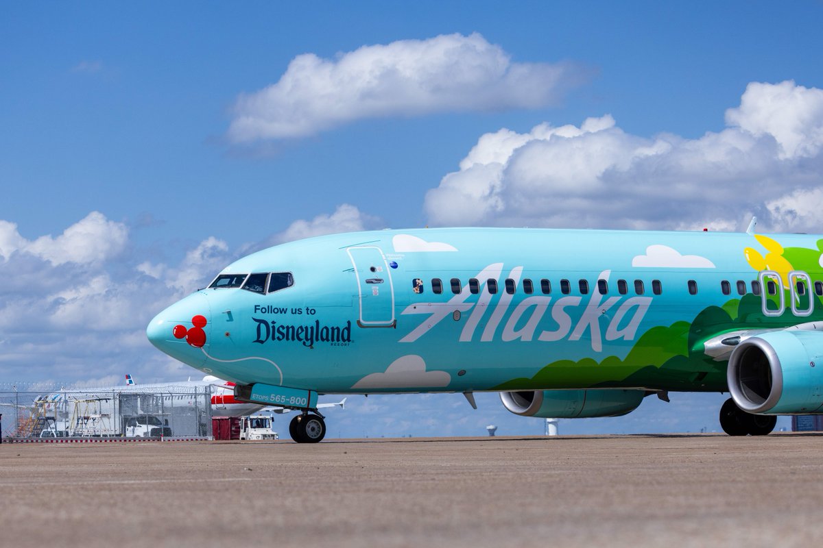 DFWAirport's tweet photo. Say hello to @AlaskaAir's Mickey’s Toontown Express — a hand-painted 737-800 that debuted in Nov 2023! This livery celebrates Mickey’s Toontown and features Mickey, Minnie, &amp; more! 

Tag the Disney fan who needs to see this IRL 😍👇 #AvGeek #DFWAirport https://t.co/RlXizMlly3