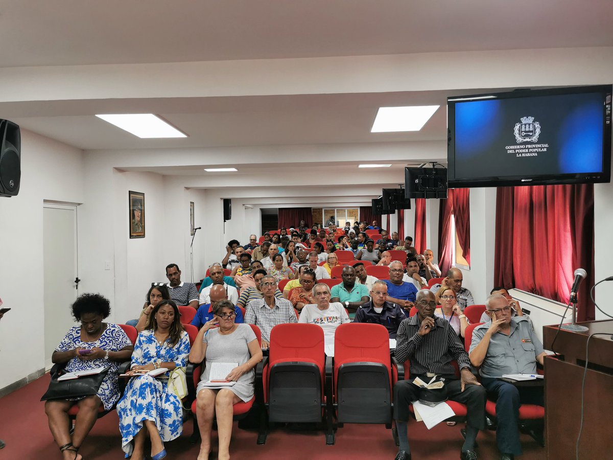 Participamos en la Comisión de Recreación de #LaHabanaDeTodos, evaluamos las acciones a realizar, para garantizar un verano para el disfrute de nuestro pueblo.
#LaHabanaViveEnMí
