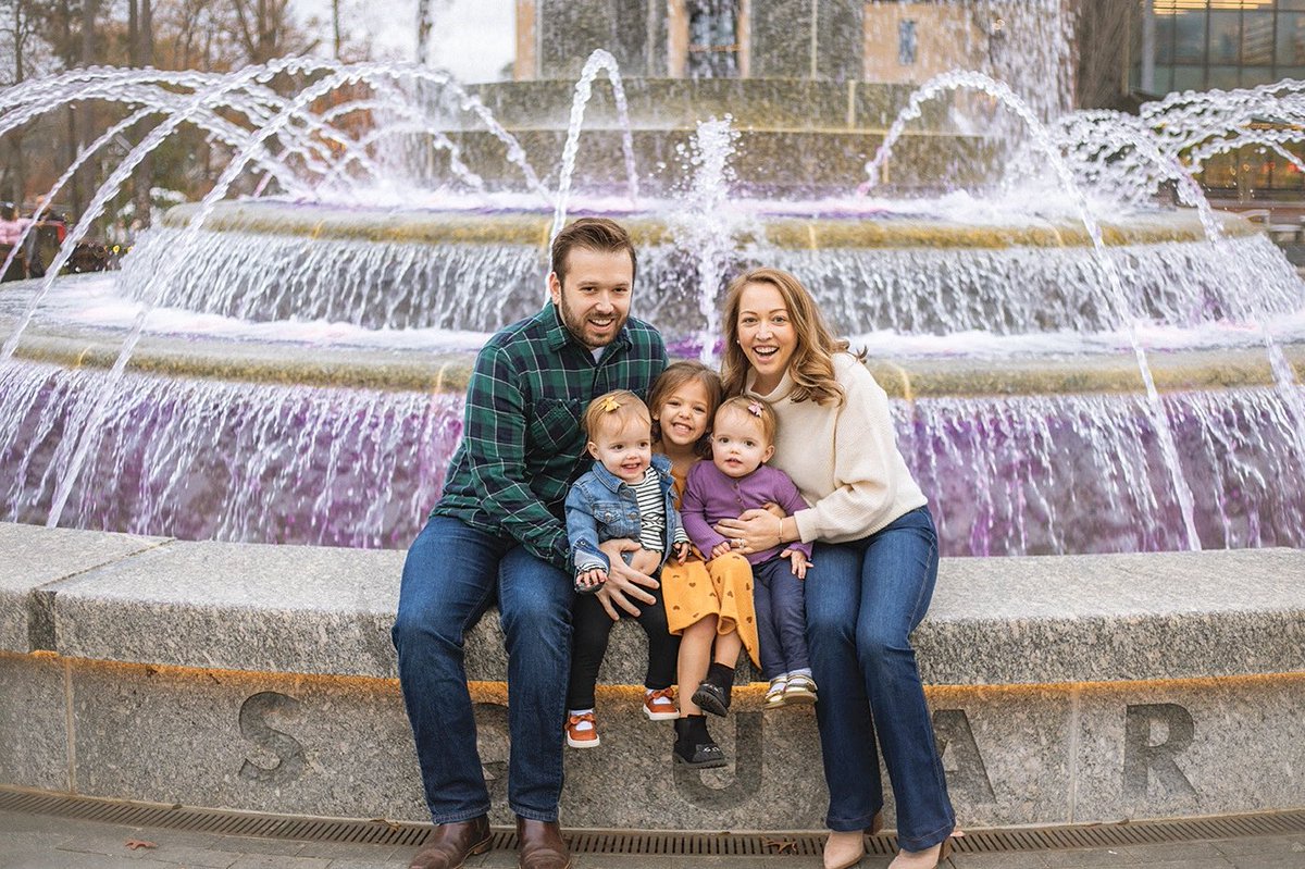 💡 LaunchCary’s 10-week program is a partnership between the Cary Chamber &amp; Wake Tech, empowering entrepreneurs through mentorship, education, and real accountability. Just ask Stephen McNulty, whose dream of opening The Refreshery is becoming a reality. 
5westmag.com/news-around-to…