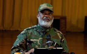 Mr <a href="/MartinFayulu/">Martin Fayulu</a> a choisi son camp en rejoignant la tyrannie de Tshilombo. Le peuple congolais n’est pas dupé et ne tolérera pas un nouveau deal avec #Tshilombo ! La révolution demeure le seul espoir, la seule voie de sauvetage pour notre peuple, victime de la tyrannie.