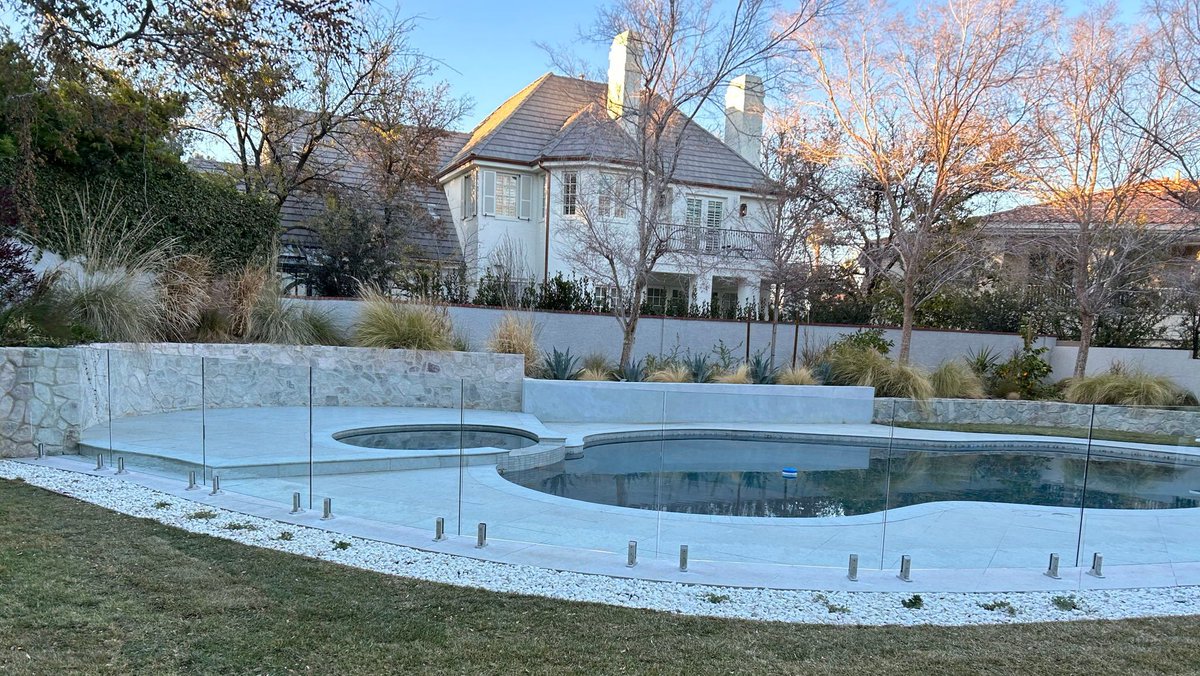 Protect what matters most with Aquaview's durable glass pool fences—built to withstand the test of time. #glasspoolfence #homedesign