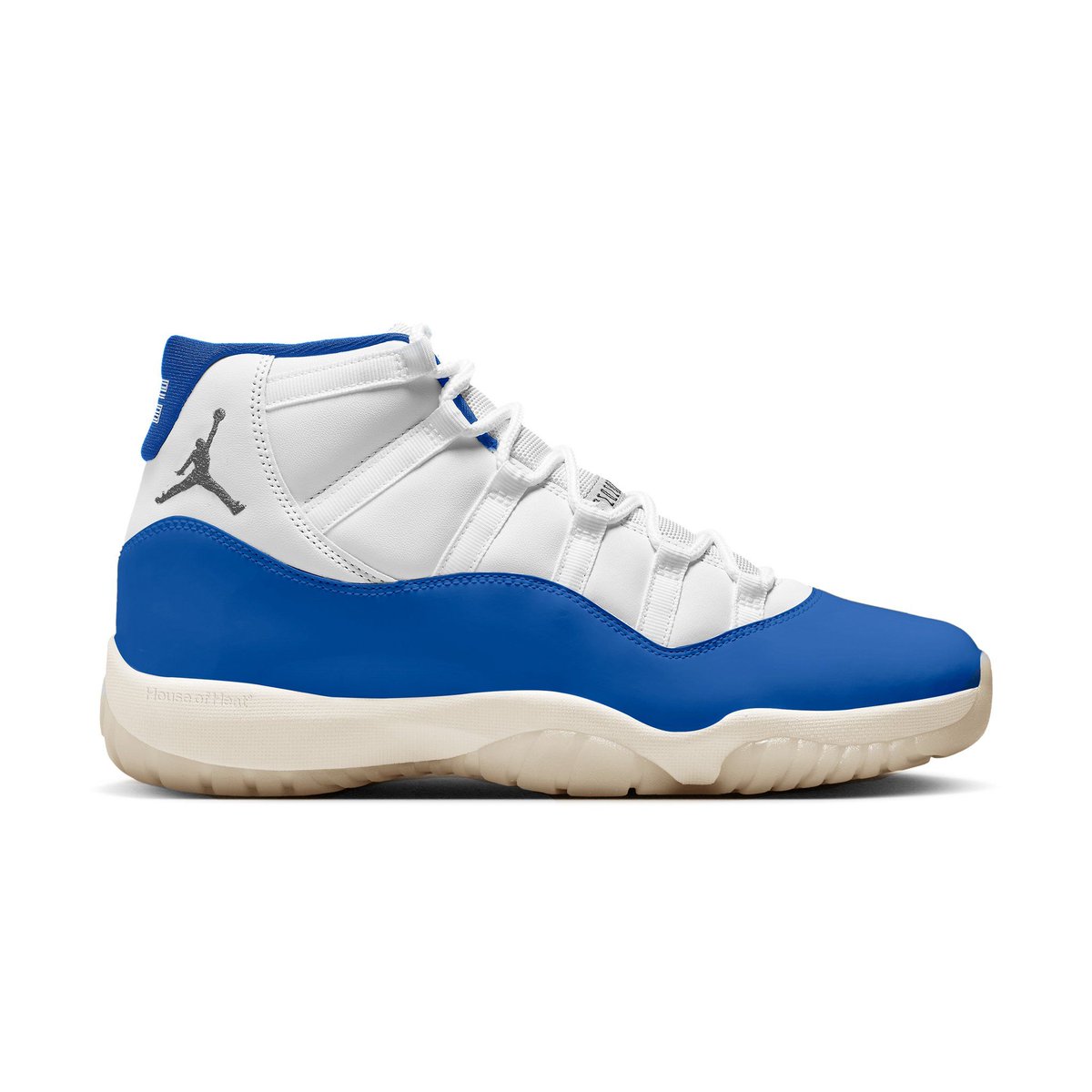 JustFreshKicks's tweet photo. Air Jordan 11 "Sail Sport Royal" Releases Holiday 2025 ⛵ https://t.co/3fMfTFYp7G https://t.co/oWS0OSiK5i