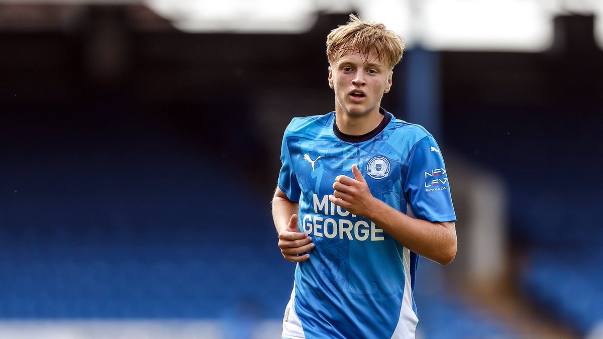 "Le recruteur en chef de Sheffield United, à l’origine du recrutement de Burrows, a envoyé un rapport affirmant qu’Harley Mills serait le « remplaçant idéal » si Burrows venait à partir".

🎙️ Darragh MacAnthony

#twitterblades #SUFC #eflchampionship #Blades #utb