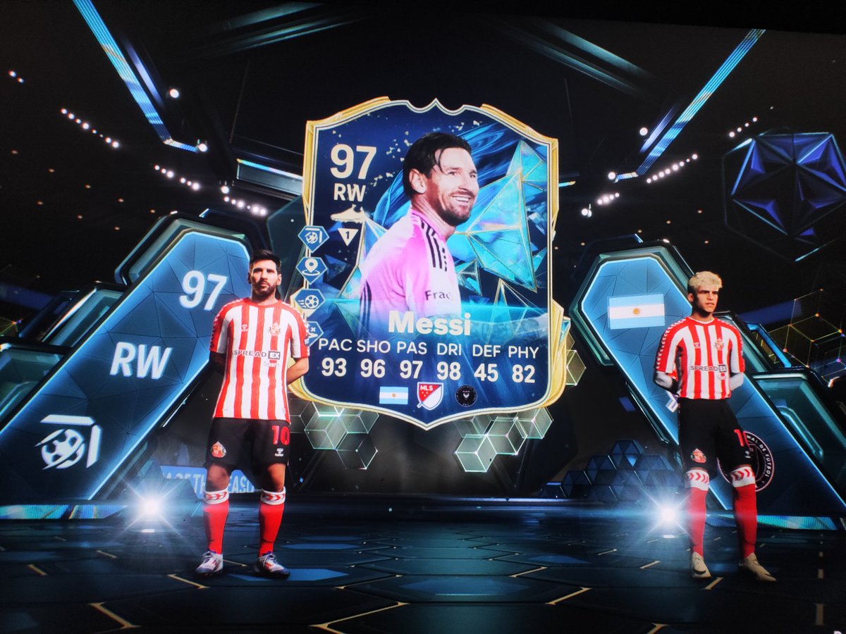Bartell (@_bartell_) on Twitter photo Wow something decent from champs rewards
<a href="/Carlito_W2TCF/">𝔼𝔸𝔽ℂ ℂ𝔸ℝ𝕃𝕀𝕋𝕆 𝕎𝟚𝕋ℂ𝔽</a> do your thing sir 🔥
<a href="/MarcFUTTrader/">Marc - Fut Trader</a> Messi in a Sunderland strip 🔴⚪🔴⚪🔴⚪ Wow something decent from champs rewards
<a href="/Carlito_W2TCF/">𝔼𝔸𝔽ℂ ℂ𝔸ℝ𝕃𝕀𝕋𝕆 𝕎𝟚𝕋ℂ𝔽</a> do your thing sir 🔥
<a href="/MarcFUTTrader/">Marc - Fut Trader</a> Messi in a Sunderland strip 🔴⚪🔴⚪🔴⚪