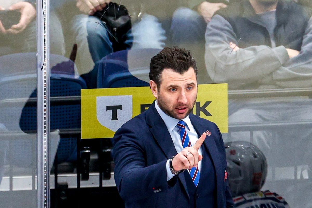 Роман Ротенберг, захвативший российский хоккей благодаря фамилии, уволен с поста главного тренера хоккейного клуба СКА

«Досрочное расторжение контракта» произошло после того, как СКА впервые за 15 лет вылетел в первом раунде плей-офф Кубка Гагарина. Вакантное место займёт Игорь