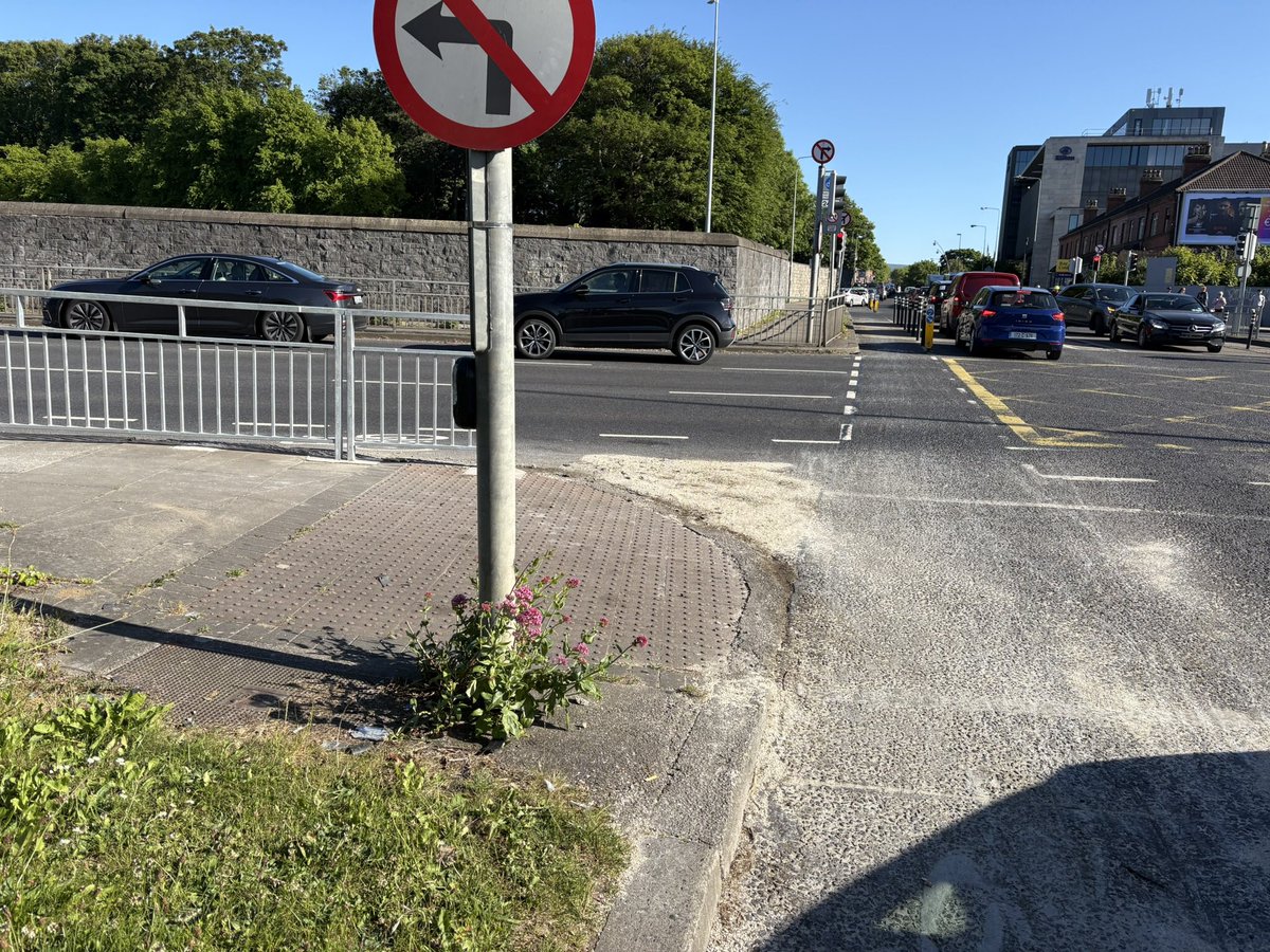 So, there is a collision at this junction at least every 2-3 weeks, but the city council priority was to replace the pedestrian control barrier, even ahead of cleaning up the oil left on the road from the accident? 😳