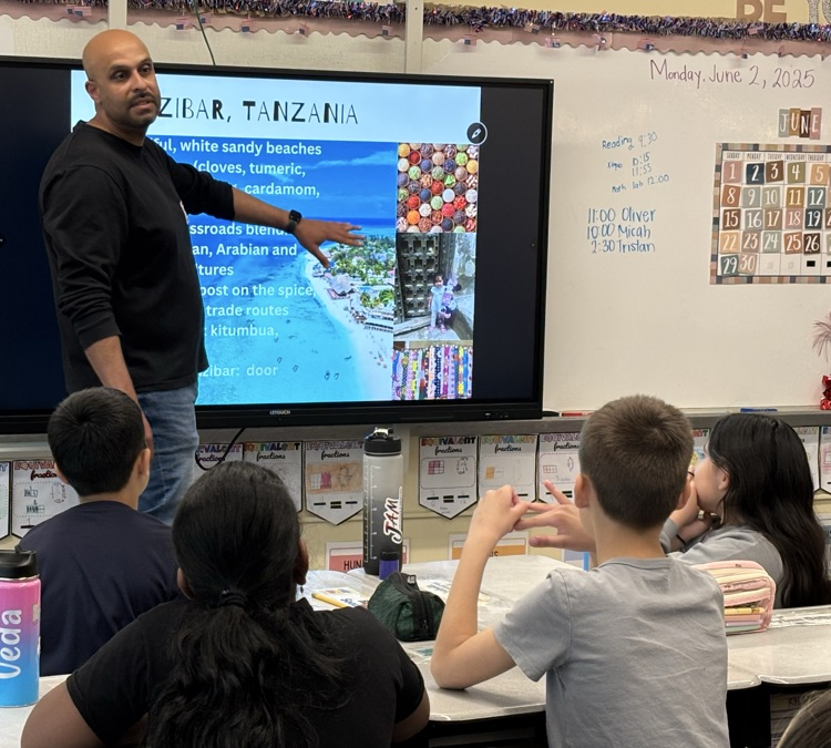 BarnumWoods's tweet photo. It is International Week at Barnum with the theme: Be YOUnique! Today, classes learned about cultures from different countries all over the world as family members of students visited classrooms to share their cultures, customs, and traditions. @eastmeadowschools #BeYOUnique https://t.co/v62Udo1UxE