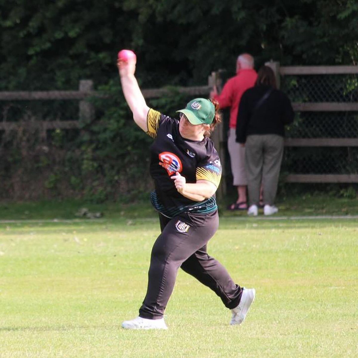 Yesterday <a href="/UptonCC/">Upton Cricket Club</a> ladies game and won a game… 
Let’s go 💛💚🏏💪🏻