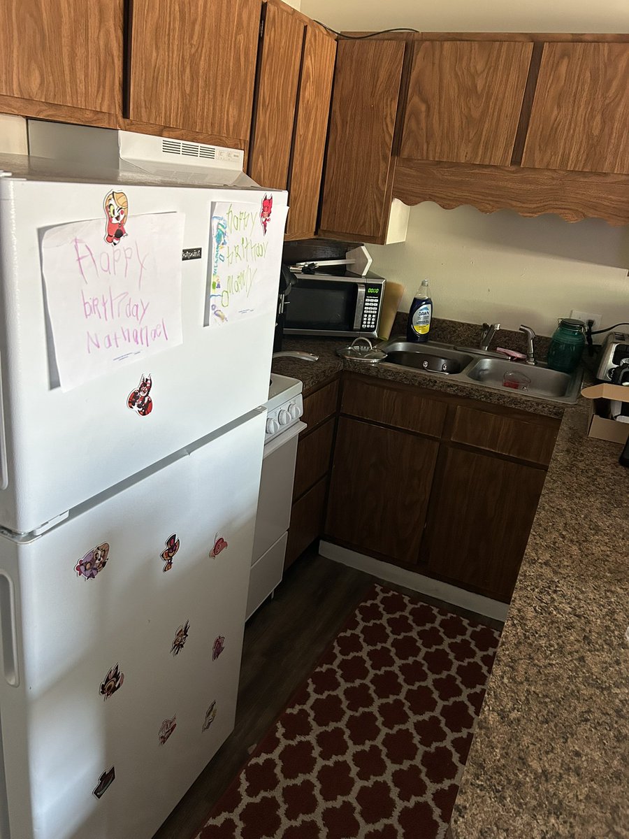Zailea_'s tweet photo. Moved into my first apartment with my one and only @Terpsichorde it’s not perfect but its ours. I love you baby i cant wait to spend the rest of our lives together. Haven’t felt this good about the future in a long time. https://t.co/z05mRDBlZT