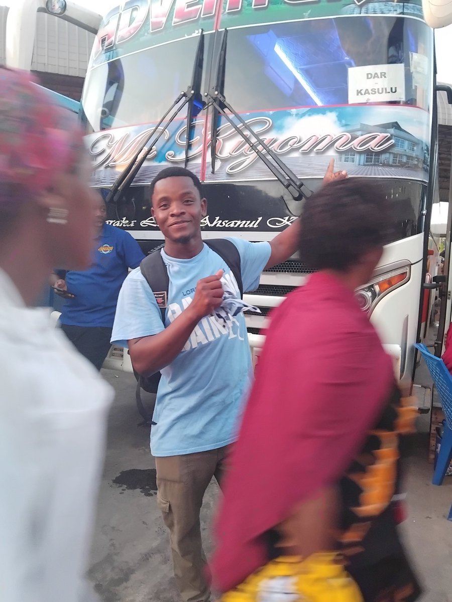 WaidhuNgaweje's tweet photo. @TBoundBuses #Adventureconnection https://t.co/wWXy5LW36T