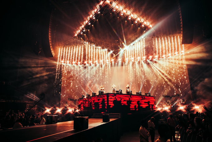 On stage media image