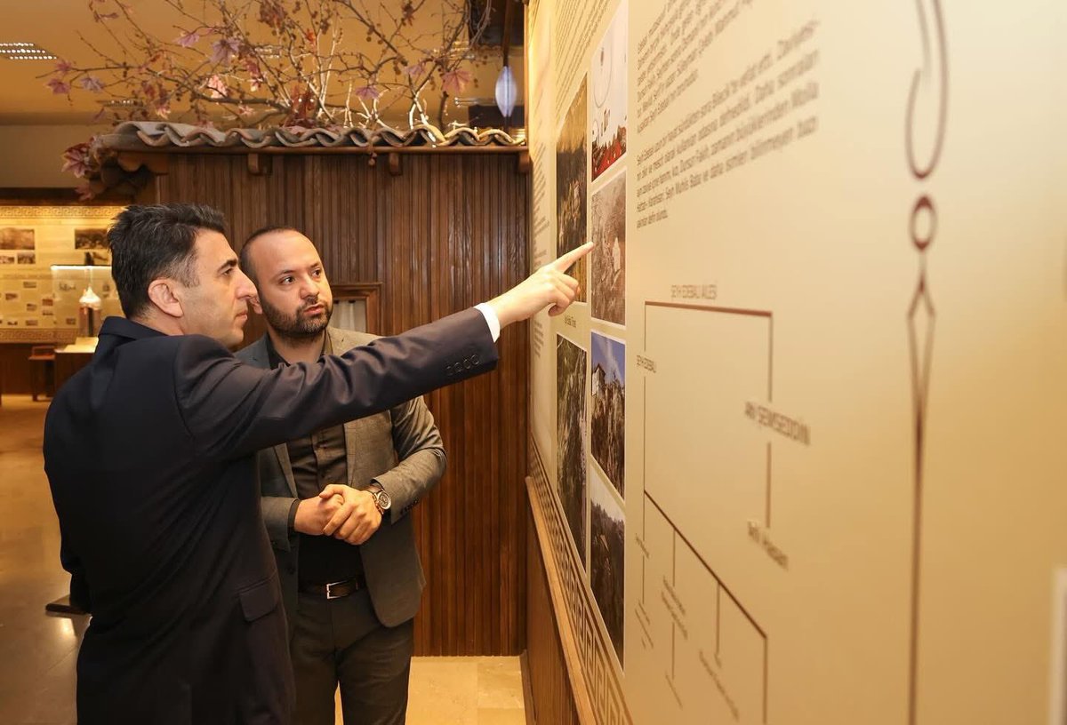 Sayın Valim Bilecik'te iz bıraktınız. Bir hemşehriniz olarak sizi tanımış olmaktan dolayı çok mutlu olduk. Hizmetleriniz her daim bu kutlu şehirde güzel anılacaktır. Yolunuz ve bahtınız açık olsun🙏. <a href="/sefikaygol/">Şefik AYGÖL</a>