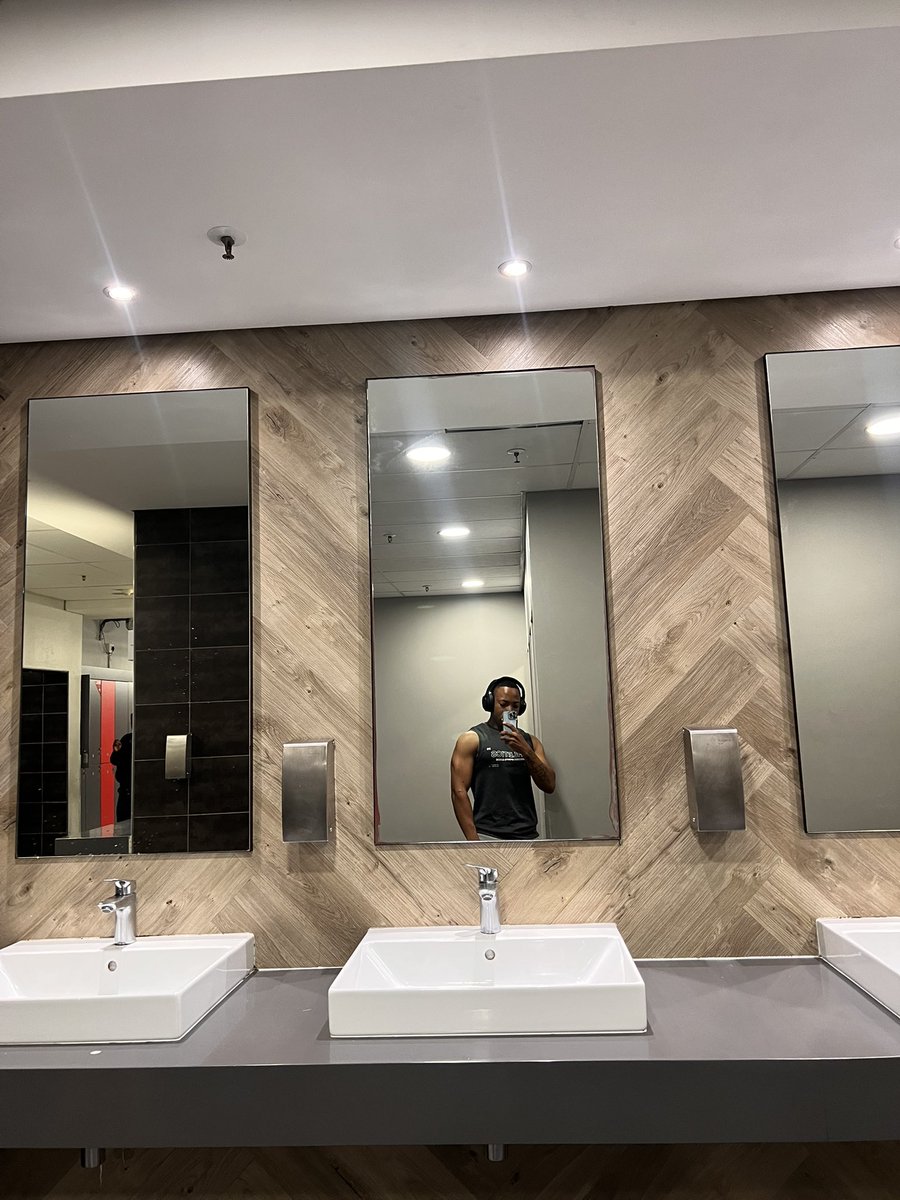 Motikoe Khiba tweet media