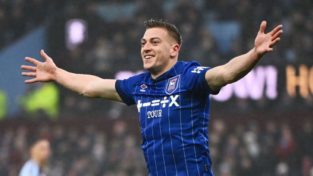 Liam Delap's Chelsea move is now complete with only the announcement pending. 

Six-year contract. £30m clause triggered. Chelsea land their top striker target.