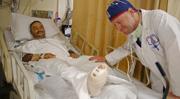 David G. Armstrong follow @dgarmstrong.bsky.social (@dgarmstrong) on Twitter photo More activity-rich + ulcer-free days is goal of SALSA, <a href="/OfficialUoM/">The University of Manchester</a> and <a href="/UvA_Amsterdam/">UvA Amsterdam</a>'s team in <a href="/NEJM/">NEJM</a> manuscript uanews.arizona.edu/story/ua-surge⦠More activity-rich + ulcer-free days is goal of SALSA, <a href="/OfficialUoM/">The University of Manchester</a> and <a href="/UvA_Amsterdam/">UvA Amsterdam</a>'s team in <a href="/NEJM/">NEJM</a> manuscript uanews.arizona.edu/story/ua-surgeā¦