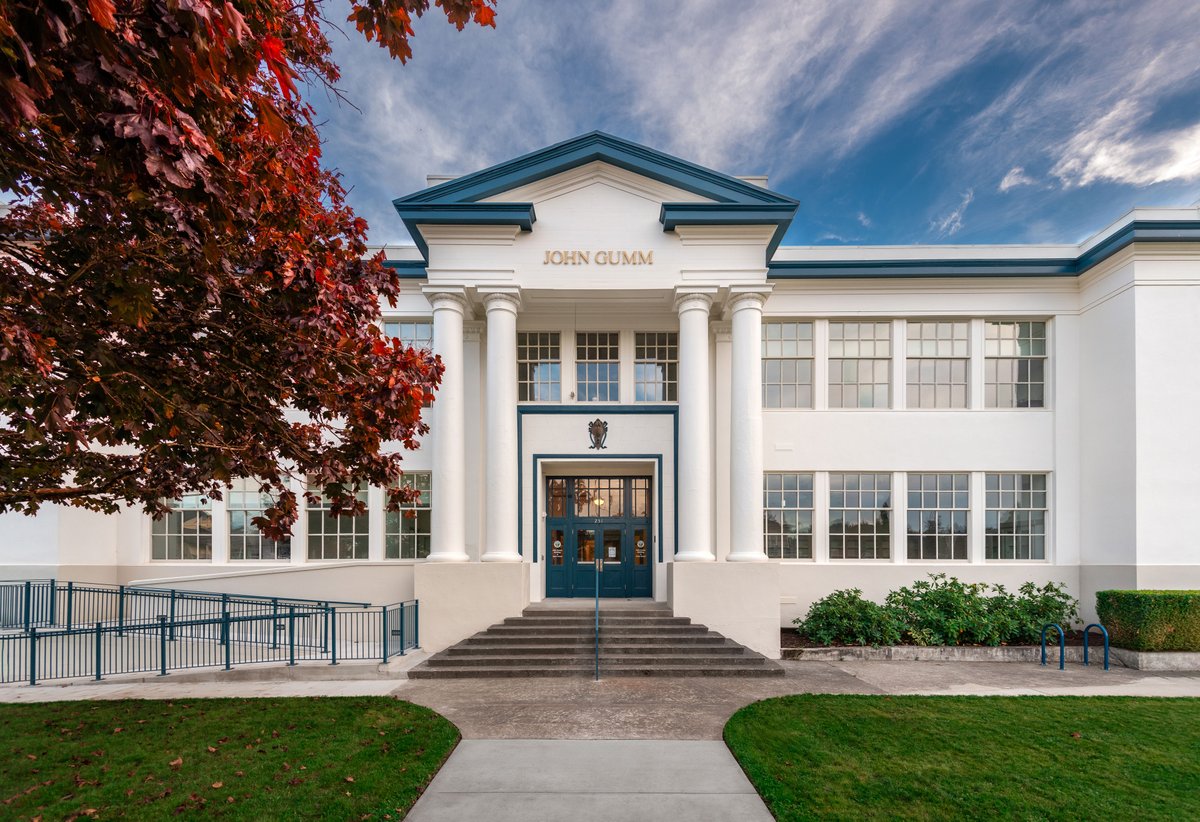 WPIBuilds's tweet photo. We love building new spaces for people to enjoy, but we’re equally passionate about historic restoration. The John Gumm Building, originally built in 1919 is a landmark of the St. Helens, OR community and we were thrilled to be part of its restoration and preservation. https://t.co/Lr1QJ4qHk8