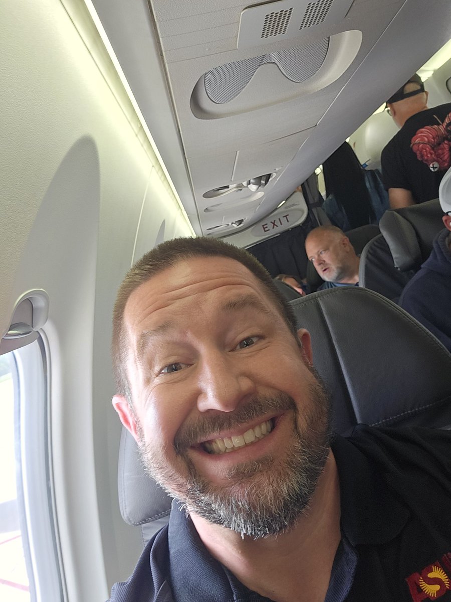 Joe Schmidt (@madisonteacher) on Twitter photo On my way to PHX and then DEN for three sessions in three day. I'm talking about <a href="/BRInstitute/">Bill of Rights Institute</a> resources for elementary students and then how to teach about multiple perspectives and finishing up with a civil discourse book talk workshop. #socialstudies365 On my way to PHX and then DEN for three sessions in three day. I'm talking about <a href="/BRInstitute/">Bill of Rights Institute</a> resources for elementary students and then how to teach about multiple perspectives and finishing up with a civil discourse book talk workshop. #socialstudies365