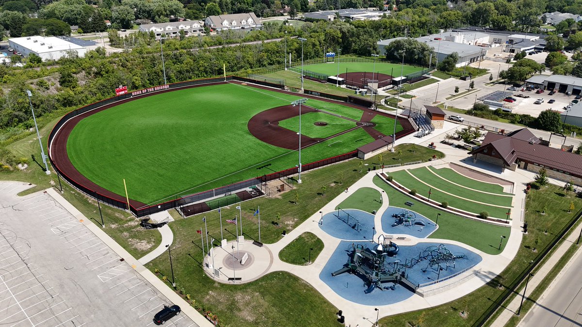 Coach Sánti tweet media