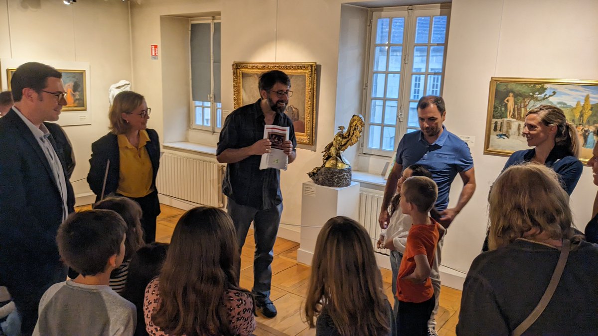 DSDEN de la Haute-Saône (@dsden70) on Twitter photo Ce soir, <a href="/CatherineRidard/">Catherine Ridard</a>, IA-DASEN, s’est rendue au musée Gérôme à Vesoul pour la restitution des travaux d’élèves dans le cadre de la 2e année du Contrat Local d’Éducation Artistique, porté conjointement par la DRAC, <a href="/vesoul_and_co/">Vesoul and Co</a> et la <a href="/DSDEN70/">DSDEN de la Haute-Saône</a>
<a href="/acbesancon/">Académie de Besançon</a> <a href="/NathalieAlber15/">Nathalie Albert-Moretti</a> Ce soir, <a href="/CatherineRidard/">Catherine Ridard</a>, IA-DASEN, s’est rendue au musée Gérôme à Vesoul pour la restitution des travaux d’élèves dans le cadre de la 2e année du Contrat Local d’Éducation Artistique, porté conjointement par la DRAC, <a href="/vesoul_and_co/">Vesoul and Co</a> et la <a href="/DSDEN70/">DSDEN de la Haute-Saône</a>
<a href="/acbesancon/">Académie de Besançon</a> <a href="/NathalieAlber15/">Nathalie Albert-Moretti</a>
