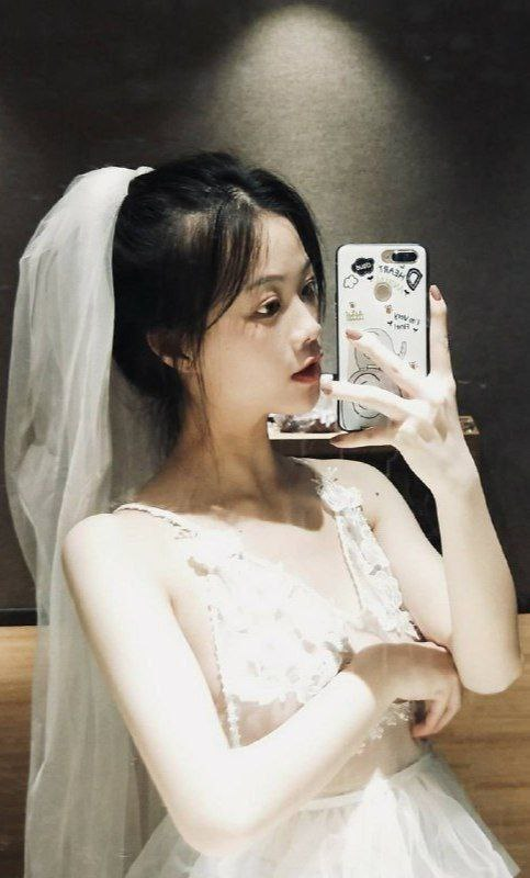 xiox411479's tweet photo. 人妻愛偷吃 https://t.co/YJWv3lc2Rq