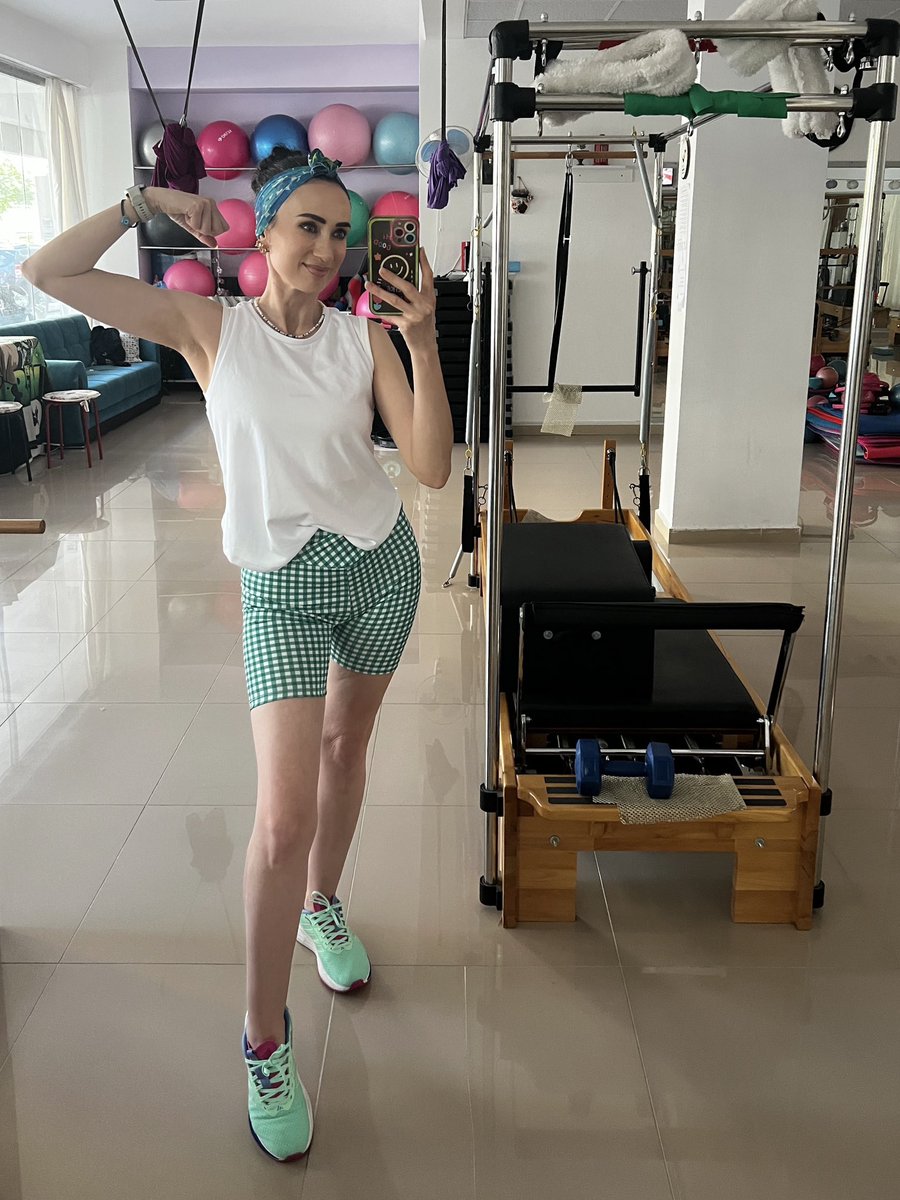emineKzlok's tweet photo. Yeter ki iste 🫶🏻🥰❤️🔥
#pilates #gym #fitness #reformer #enerji #kardio #spor #pazartesi #monday https://t.co/01Hxonl58n